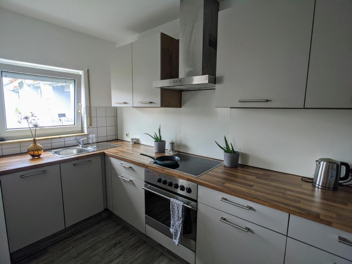 Ideale Messe/Airport Wohnung 15Min Fahrtweg Kirchheim unter Teck Dış mekan fotoğraf