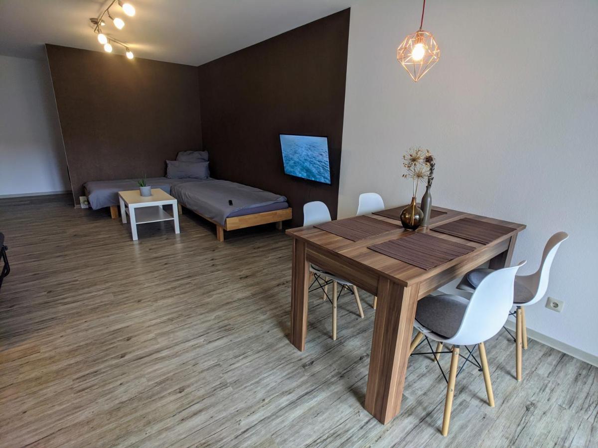 Ideale Messe/Airport Wohnung 15Min Fahrtweg Kirchheim unter Teck Dış mekan fotoğraf